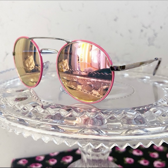 SOLD ✖️ - Picture 4 of 15